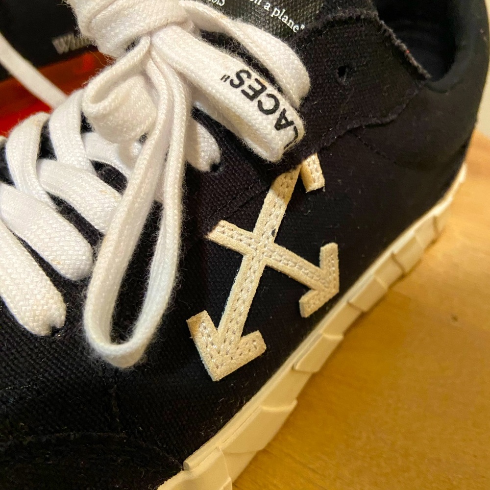 OFF-White Low cut, canvas sneakers